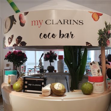 Lancement de la nouvelle gamme de Clarins avec le Digital Mirror